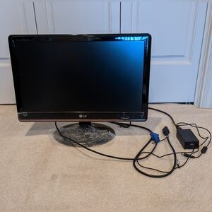 LG Flatron computer monitor 20"